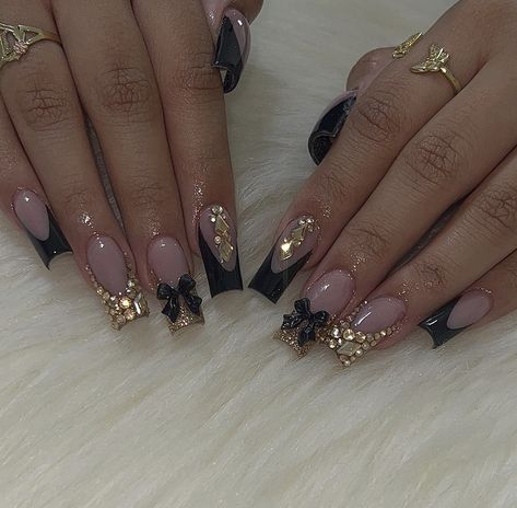 Black And Gold Nails Ideas Coffin, Nail Ideas Acrylic Black French Tip, Black Nails Gold Gems, Birthday Nail Black, Black And Gold And White Nails, Black And Gold Bling Acrylic Nails, Black And Gold Nail Inspo Acrylic, Nails Black White Gold, Gold White And Black Nails