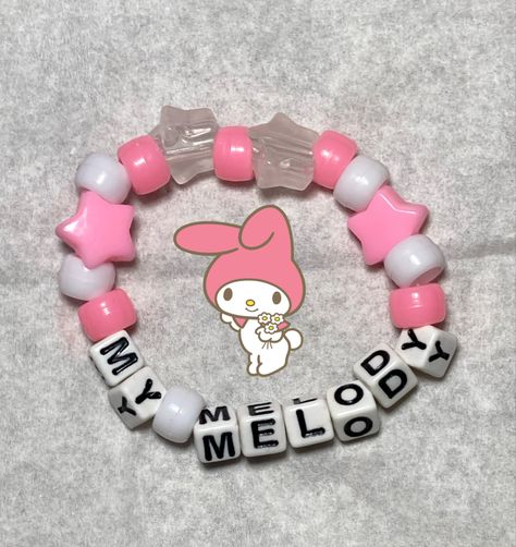 Single Bracelet, My Melody Bead Bracelet, Hello Kitty Beaded Bracelet, Single Kandi Bracelets, Kawaii Kandi Bracelets, My Melody Kandi, My Melody Bracelet, Hello Kitty Bracelet Ideas, Hello Kitty Bead Bracelet