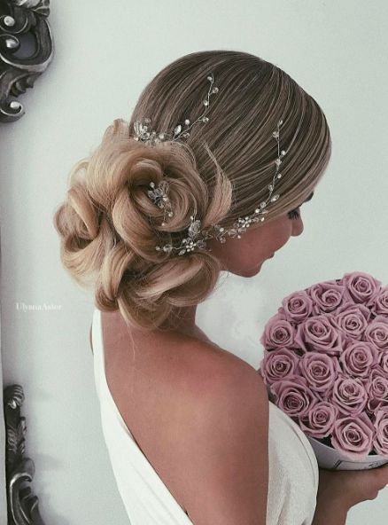 Flower Braids, Romantic Wedding Hair, Hair Upstyles, Best Wedding Hairstyles, Cool Braid Hairstyles, Wedding Hair Inspiration, Latest Hair, Beautiful Hairstyles, Wedding Updo