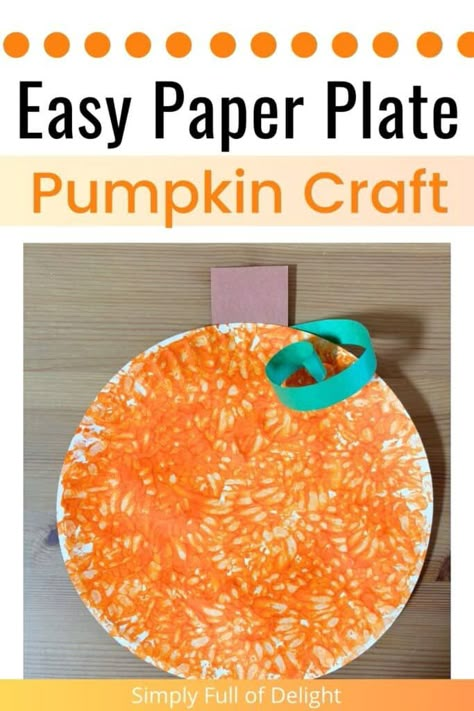 Looking for Easy Pumpkin Crafts for preschoolers?  This Paper Plate Pumpkin Craft for kids is a lot of fun!  Using the fun technique of painting with pumpkins preschoolers can enjoy some fall process art while creating a cute pumpkin!  Check out all the details here on how to make these paper plate pumpkin crafts for preschool. Process Art Preschool Fall, Pumpkin Crafts For Preschoolers, Pumpkin Craft Kindergarten, Paper Plate Pumpkin Craft, Fall Process Art, Halloween Crafts Snacks, Easy Pumpkin Crafts, Pumpkin Craft For Kids, Preschool Pumpkins