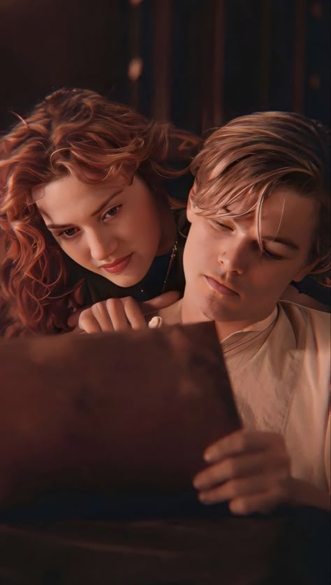 Love birds Movies Romantic, Movie Pictures, Young Leonardo Dicaprio, Titanic Movie, Hollywood Couples, Romantic Anime Couples, Movie Couples, Actors Images, Good Poses