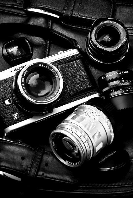 Black And White Photo Wall, Camera Dslr, Black And White Picture Wall, Black And White Photograph, Foto Tips, Gray Aesthetic, Black And White Wallpaper, Wallpapers Iphone, Black And White Aesthetic