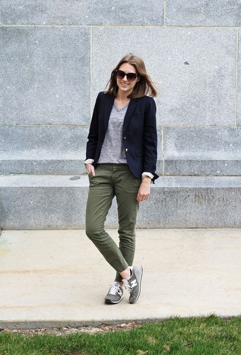 Navy blazer over grey tee, olive green chinos, grey New Balance sneakers — Cotton Cashmere Cat Hair Light Green Sneakers, Neon Prom Dresses, Pijamas Women, New Balance Outfit, Tennis Shoes Outfit, Green Chinos, Womens Chinos, Perfect Fall Outfit, Casual Chique