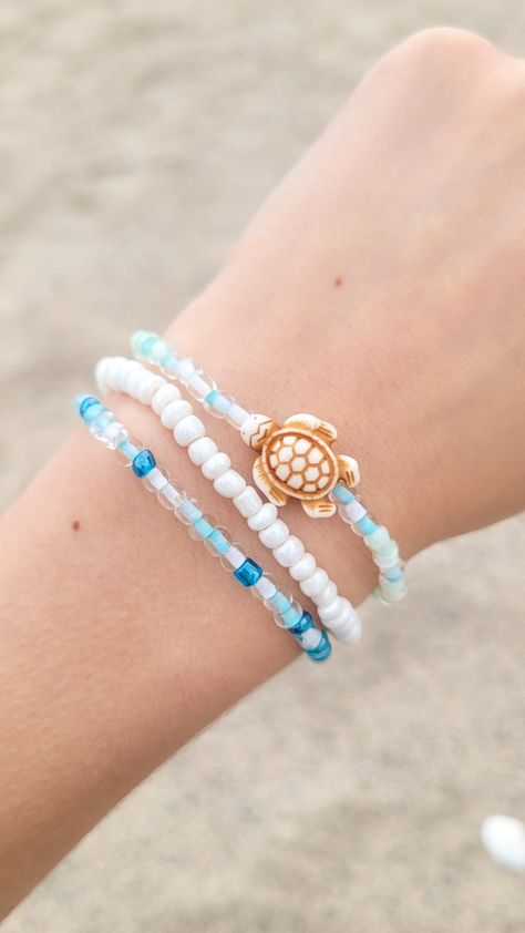 My favorite set for summer ☀️ shop this set at the link below :) Summer Jewelry Beach, Preppy Bracelets, Surf Jewelry, Beachy Jewelry, Preppy Jewelry, Beach Bracelet, Bracelet Summer, Turtle Bay, Turtle Bracelet