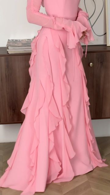 Long Dress Outfit Ideas Casual, Casual Party Outfit Dress, Pink Dress With Long Sleeves, Styling A Pink Dress, Beautiful Pink Dress, Long Sleeve Ideas For Dresses, How To Style Pink Dress, Long Pink Dress Casual, Colorful Party Outfit