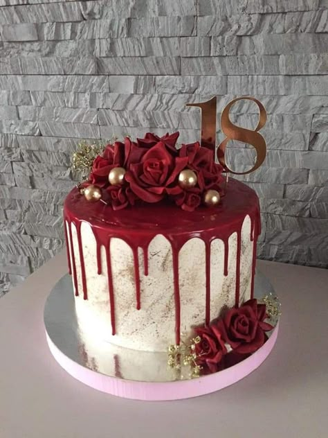 Burgundy And Gold Cake Birthday, Red Cake Drip, Red Roses Birthday Cake, Red Velvet 18th Birthday Cake, Cake Designs Red Velvet, Cool Birthday Cakes For Women, Red Velvet Birthday Cake Ideas For Women, Red 18th Birthday Cake, Red Velvet Birthday Cake Decoration