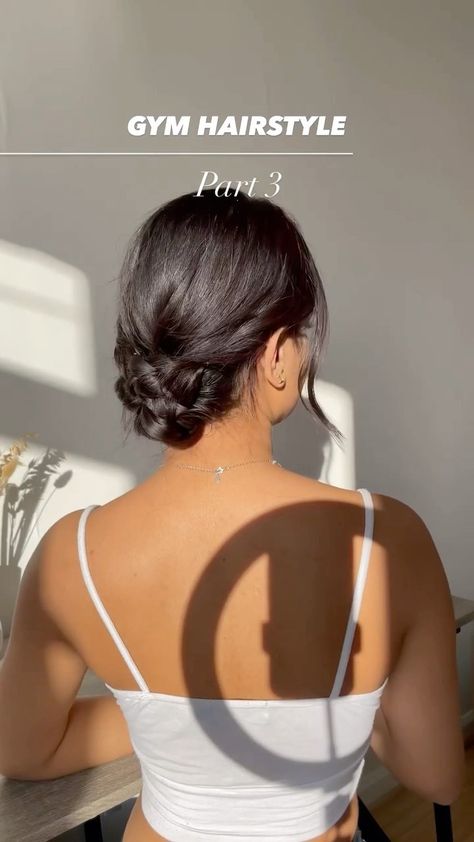 parisianamour on Instagram: Spring hair style 🌸 @aktabavaliahair_ Tutorial Chignon, Chignon Simple, Cute Bun Hairstyles, Hair Style On Saree, Saree Hairstyles, Elegant Bun, Easy Hairstyles For Thick Hair, Short Hair Bun, Easy Bun