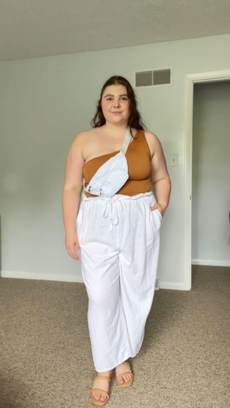 Outfit Inspo Midsize, Ootd Midsize, Midsize Summer Outfit, Midsize Fashion Summer, Midsize Summer, Midsize Outfit, Midsize Outfits, Mid Size Fashion, Midsize Fashion