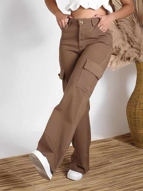 Legs Outfit, Outfits Con Jeans, Jeans Outfit Women, Trendy Pants, Cargo Pants Outfit, Trendy Jeans, Stylish Jeans, Casual Day Outfits, Quick Outfits