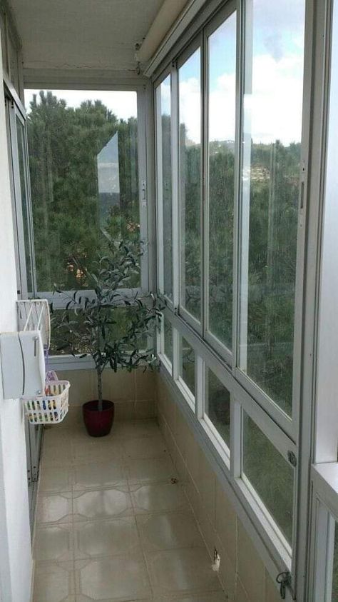 Sleeping Room Design, Home Study Design, Balcony Glass Design, Home Window Grill Design, Balcony Inspiration, Glass Balcony, Balcony Window, Balcony Grill, Balcony Grill Design