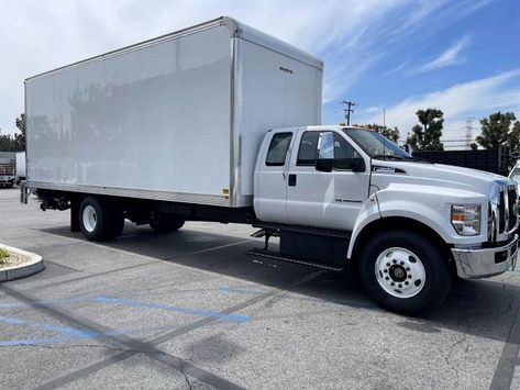 NEW 26ft box truck EXtra cab Sleeper Mover liftgate 250k Mi WRNTY Freightliner m Truck Boxes, Box Truck, New 2023, Semi Trucks, Ford Trucks, Ford, Cars Trucks, Trucks, Cars