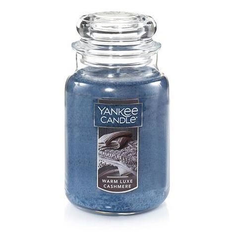 Weird Candle Scents, Scents List, Yankee Candle Jars, Best Candle, Candles Vintage, Yankee Candle Scents, Autumn Candle, Yankee Candles, Candle Scents