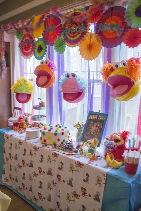 Elsa's Fraggle Rock Birthday Party! Dessert table The Muppets Birthday Party Ideas, Muppet Themed Birthday Party, Puppet Theme Birthday Party, Fraggle Rock Party Ideas, Puppet Birthday Party, Animal Muppet Birthday Party, Muppets Birthday Party Ideas, Muppet Themed Party, Fraggle Rock Cake