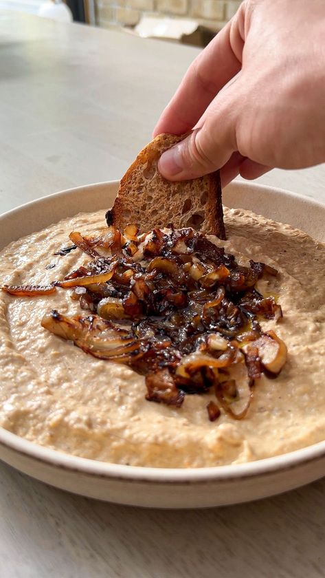 madebyblitz on Instagram: Caramelised onion hummus, that absolutely slaps. I love a variation of hummus here and there and this one’s a brilliant one to try out. -… Caramelised Onion Hummus, Hummus On Toast, Hummus And Bread, Caramalised Onions, Onion Hummus, Hummus Platter, Lemon Seasoning, Caramelised Onion, Hummus Dip