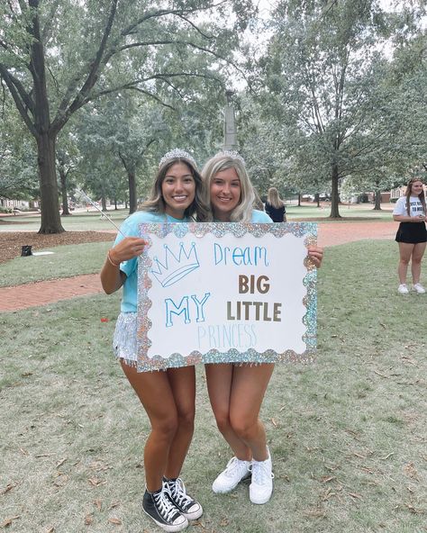 Princess Big Little Reveal, Little Reveal Poster, Big Sis Lil Sis Gifts, Big Sister Reveal, Cheer Posters, Tri Sigma, Big Lil, Big Sister Little Sister, Sorority Big Little