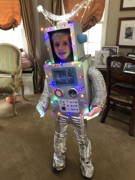 Robot Costume Toddler Diy, Diy Robot Costume Toddler, Wild Robot Costume, Toddler Robot Costume, Robot Costume Diy, Robot Costume, Most Creative Halloween Costumes, Robot Costumes, Halloween Costumes 2022