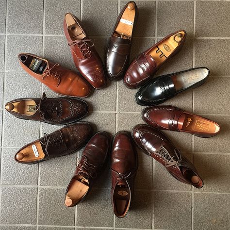 cordovan shoes Shell Cordovan Shoes, Men Wardrobe, Cordovan Shoes, Official Shoes, Shoes Ideas, White Boots, Men's Wardrobe, Luxury Shoes, Dress Shoes Men