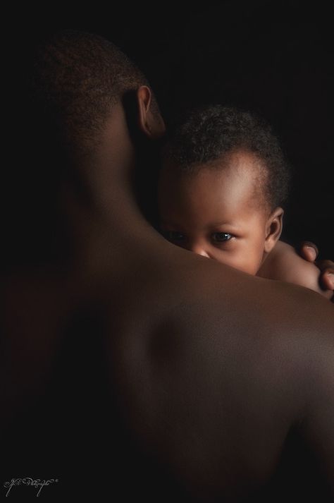 Baby Fotografie, Black Fathers, Black Families, Foto Art, Newborn Pictures, Black Love, Father And Son, Family Love, Black Is Beautiful