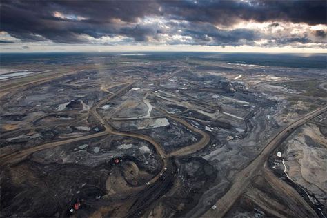 Do you want to drink this? This is tar sands oil in Alberta Canada. This toxic sludge is what leaks out of the Keystone and will leak out of the Dakota Pipeline. Help to stop it! Sand Projects, Tar Sands, Sand Pictures, Smart Glass, Environmental Sustainability, Environmental Concerns, Slumping, Gas Industry, Natural Resources