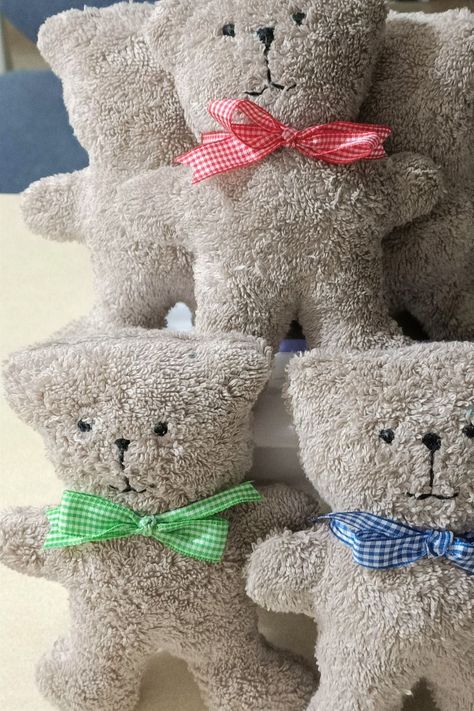 Easy, perfect for beginners! Read how one woman’s decision to clear out her fabric stash led her on a journey to create beautiful gifts for new mums in need with this SewToy’s free pattern for the little teddy bear. Teddy Bear Made Out Of Old Clothes, Easy Sew Stuffed Animals Free Pattern, Easy Sew Teddy Bear, Easy Bear Pattern Sewing, Stuffed Teddy Bear Patterns Free, Simple Stuffed Animals To Sew, Memory Teddy Bear Pattern Free, Fleece Stuffed Animals Diy, Flat Teddy Bear Pattern Free Sewing