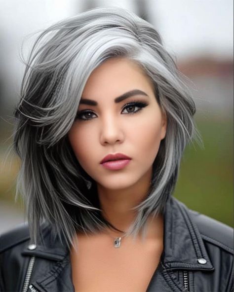 Jade Luna Grey Highlights Around Face, Grey Blending, Silver Hair Highlights, Long Silver Hair, Grey Hair Transformation, Silver Blonde Hair, White Hair Color, Gorgeous Gray Hair, Grey Hair Inspiration