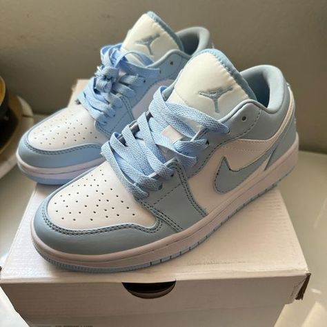 Nike Shoes Wide, Baby Blue Nike Shoes Air Jordans, Nike Air Dunks Low, Nike Shoes Women Sneakers, Quince Sneakers Blue, Custom Air Force 1 Women, Light Blue Quince Shoes, Shoes For 6th Grade, Quince Tennis Shoes