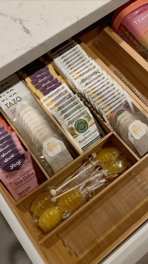 Yea Organization, Granola Bar Organization, Tea Drawer Aesthetic, Aesthetic Kitchen Items, Dorm Kitchen Organization, Home Organization Aesthetic, Aesthetic Kitchen Organization, Coffee Tea Drawer, Tea And Coffee Organization