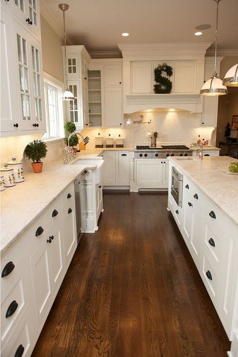 Kitchen Ideas on a Budget - DIY Remodeling Inspiration Kitchens Pantry, Model Dapur, Kabinet Dapur, White Kitchen Design, Pantry Cabinet, Kitchen Redo, White Kitchen Cabinets, Kitchen Cabinet Design, Kitchen Remodel Idea