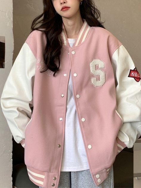 Varsity Jacket Aesthetic, Varsity Outfit, Baseball Jacket Outfit, Pink Korean, Varsity Jacket Outfit, College Uniform, Jacket Outfit Women, Varsity Jackets, Quick Outfits