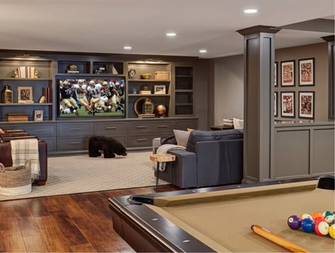 Pony walls – how to use half walls to define individual spaces Basement Tv Rooms, Transitional Basement, Gray Basement, Transitional Family Room, Basement Decoration, Dream Basement, Basement Finishing, Basement Inspiration, Half Walls