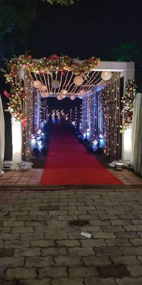 Wedding Entrance Decor Walkways, Passage Decoration, Wedding Entrance Decoration, Wedding Walkway, Indian Wedding Decorations Receptions, Wedding Gate, Reception Stage Decor, Reception Stage, Hall Decorations