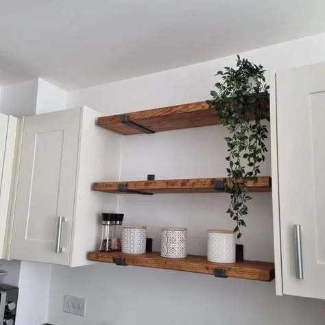 Ideas Under Staircase, Pebble Garden Ideas, Bookshelf Bathroom, Shelves With Brackets, Under Staircase, Wooden Bathroom Shelves, Wood Shelves Kitchen, Pebble Garden, Kitchen Shelf Decor