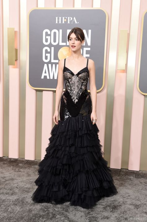 Gala Event Outfit, Golden Globes 2023, Red Carpet 2023, Golden Globes Fashion, Colleen Atwood, 2023 Red Carpet, Giambattista Valli Couture, Gucci Gown, Daisy Edgar Jones