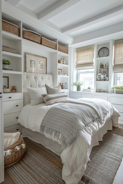 Smart Storage Ideas Bedroom, Narrow Bedrooms, Maximize Small Bedroom, Small Bedroom Style, Small Bedroom Layout Ideas, Narrow Bedroom, Rustic Bedding Sets, Fall Bedroom Ideas, Country Style Bedroom