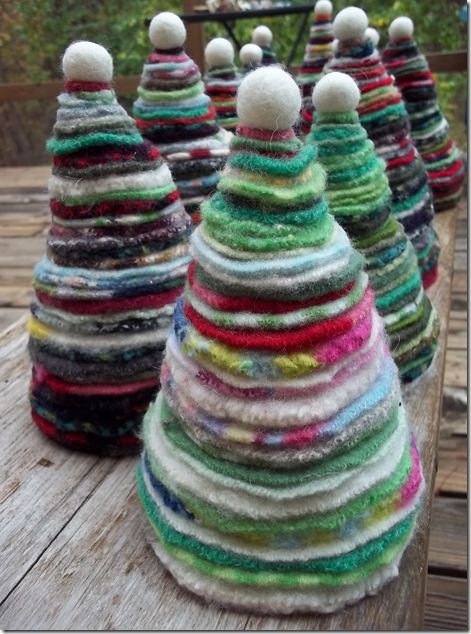 felt trees - another great idea for all of my felted wool scraps!  hmmmm Felted Wool Crafts, Recycled Sweaters, Felt Tree, Felt Christmas Tree, Wool Projects, Wool Crafts, Noel Christmas, Felted Wool, Felt Christmas