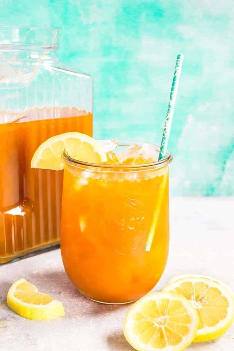 Cinnamon Turmeric Iced Tea Recipe - Caffeine Free! - Wicked Spatula Iced Rooibos Tea, Rooibos Tea Recipe, Rooibos Iced Tea, Lemon Iced Tea Recipe, Flavored Tea Recipes, Green Tea Latte Recipe, Iced Tea Recipes Homemade, Unsweetened Iced Tea, Passion Fruit Tea