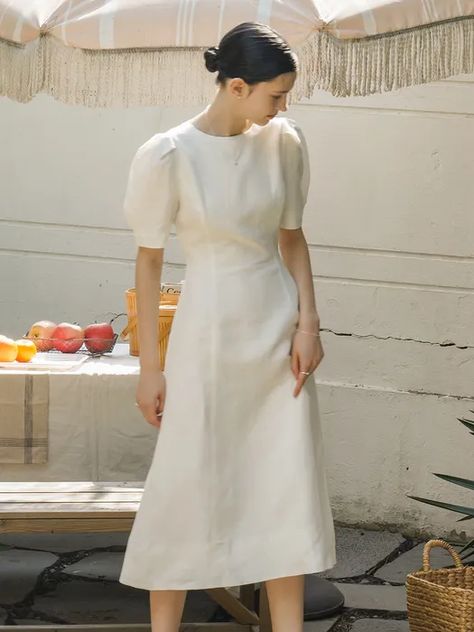 Bell Dress | W Concept Casual Bride, Bell Dress, Ladylike Dress, Gown Simple, Simple White Dress, Dress Minimal, Spring Outfits Dresses, Casual College Outfits, Outfit Wedding Guest