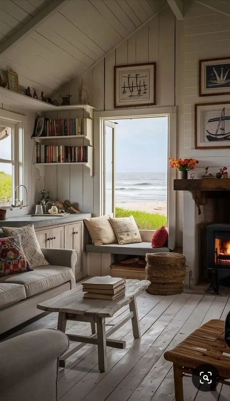 Seaside Cottage Interior, Small Cottage Living Room, Beach Cottage Living Room, Cottage Living Room Ideas, Cozy Coastal Cottage, Boho Dining Room Decor, Coastal Cottage Living Room, Cozy Beach Cottage, Organic Modern Dining Room