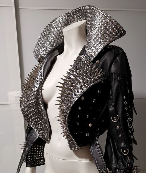 Spiked Jacket, Diy Spikes Clothes, Spike Leather Jacket, Leather Jacket With Spikes, Spiky Leather Jacket, Spiked Outfit, Spike Outfit, Spike Jacket, Spike Clothes