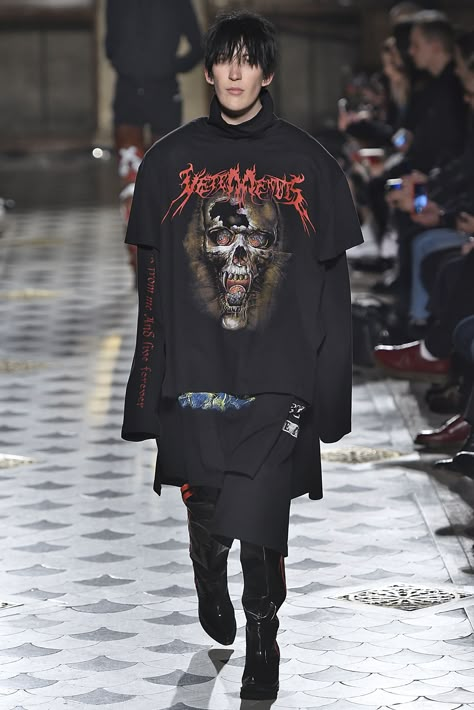 These References In The Vetements Show Look Eerily Familiar #refinery29 Metal Fashion Men, Vetements Hoodie, Show Look, Heavy Metal Fashion, Metal Fashion, Estilo Punk, Oversized Top, Fashion Runway, Metal Band