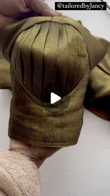 Jancy Fernando on Instagram: "Voguish Saree Blouse Sleeves🔥🔥🔥 . #trendy #viral #creative #sareeblouses #blouse  #pattern #trendingsong  #reels  ##puffsleeves  #tailoring" Sleeve Blouse Designs Saree, Trendy Sleeves Designs For Blouse, New Trendy Blouse Patterns, Saree Blouse Sleeve Design, Saree Blouse Sleeves, Trendy Blouse Patterns, Traditional Blouse Designs, Trendy Blouses, Blouse Patterns