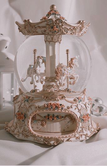 Birthday Soon, Stephanie Garber, Once Upon A Broken, Music Box Vintage, Princess Core, It's My Birthday, Cute Bedroom Decor, The Hollow, Princess Aesthetic