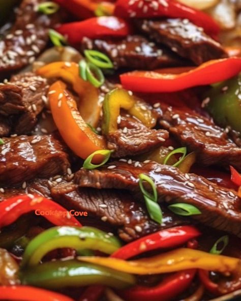 Dinner Ideas Easy Steak, Dutch Oven Pepper Steak, Oven Pepper Steak Recipe, Cooktop Cove Recipes Easy, Flat Meat Recipes Dinners, Beef Dishes For A Crowd, Recipes With Steak Meat, Steak Recipes In Oven, Flank Steak Recipes Oven