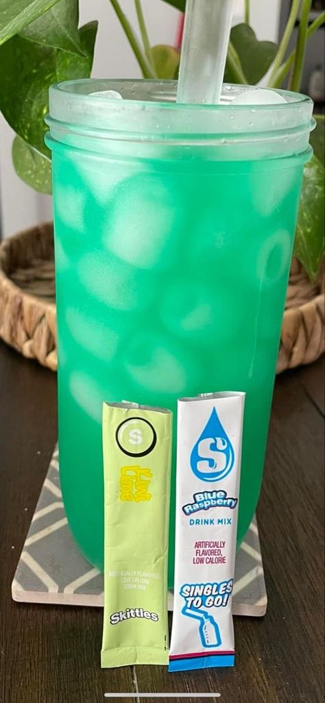 Tasty Water Recipes, Water Packet Storage Ideas, Water Mixes Healthy, Water Ideas Drinking, Water Flavors Ideas, Powder Drink Mix Recipes, Loaded Water Recipes, Water Flavor Ideas Packets Recipes, Watertok Recipes No Syrup