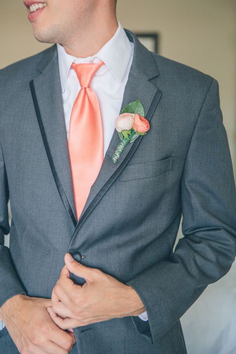 A Pink and Turquoise Rooftop Wedding | Pink Tie for Groom | Ash Forrest, St Louis Wedding Photographer Coral Color Wedding Theme, Coral Boutonniere, Blue And Coral Wedding, Turquoise Coral Weddings, Peach Wedding Theme, Ranunculus Boutonniere, Color Durazno, Wedding Dress Hanger, St Louis Wedding