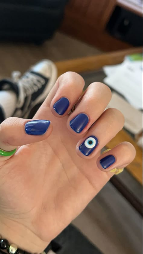 blue and white nails 
evil eye Nail Designs With Two Colors, Grunge Short Nail Designs, Short Nail Evil Eye, The Evil Eye Nails, Nail Evil Eye Design, Mens Nails Simple, How To Make Evil Eye, Evil Eye Short Nail Designs, Blue Halloween Nails Short