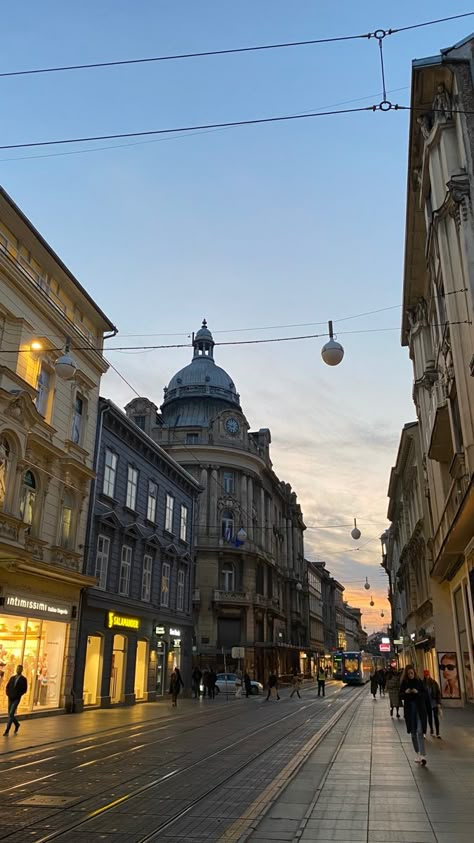 Zagreb Croatia Aesthetic, Zagreb Aesthetic, Zagreb Winter, Croatia Winter, Zagreb Advent, Inter Railing, Croatia Aesthetic, Croatia Zagreb, Aesthetic Building