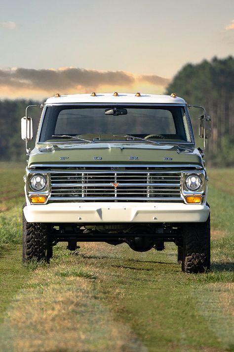 Take the backroads. Velocity's 1969 Ford F-250. Ford Trucks For Sale, Classic Trucks Vintage, Old Ford Truck, 1979 Ford Truck, American Pickup Trucks, Cool Car Accessories, Old Ford Trucks, Classic Ford Trucks, Ford 4x4