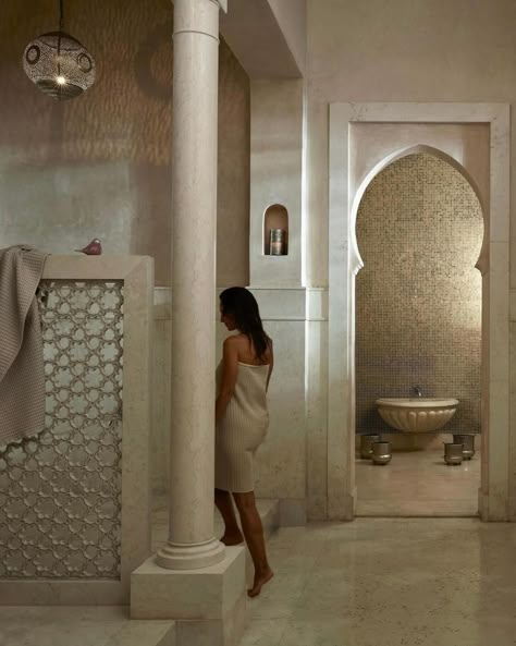 Best Luxury Spas: Marrakech Edition. A trip to Marrakech wouldn’t be right without a visit to one of their incredible spas. Whether for a traditional hammam or a message with Moroccan oils, WeGalavant has got you covered. We’ve listed the Best Luxury Spas in Magical Marrakech. 💫 El Fenn @elfennmarrakesh 💫 Royal Mansour Spa @royalmansourmarrakech 💫 La Sultana Spa @lasultanamarrakechofficiel 💫 Amanjena Spa @amanjena 💫 La mamounia @lamamouniamarrakech 💫 Le Farnatchi @le_farnatchi Ready to ... Hammam Bathroom, El Fenn, Moroccan People, Pretty Lifestyle, La Mamounia, Billionaire Luxury, Spa Decor, Spa Design, Luxury Spa