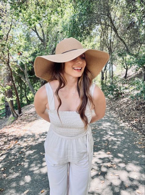 Big Straw Hat, Floppy Hat Outfit, Reference Flower, Big Floppy Hat, Big Sun Hat, Womens Wide Brim Hats, Girl On Bike, Old Money Classy, Floppy Hat Summer